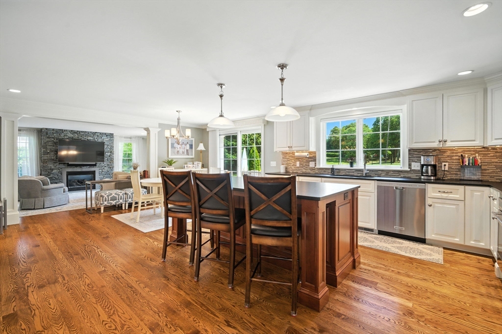 7 Twin Hills Dr