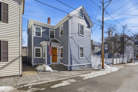 6 Atkinson St Newburyport MA 01950