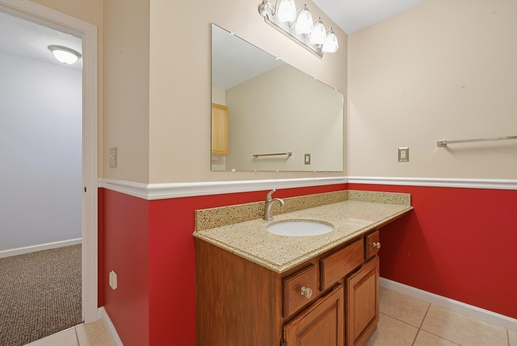 206 Laurelwood Dr #206, Hopedale, MA, 206 Laurelwood Dr #206, Hopedale, MA Photo #26