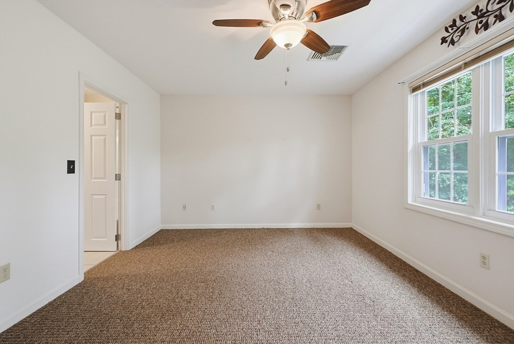 206 Laurelwood Dr #206, Hopedale, MA, 206 Laurelwood Dr #206, Hopedale, MA Photo #28