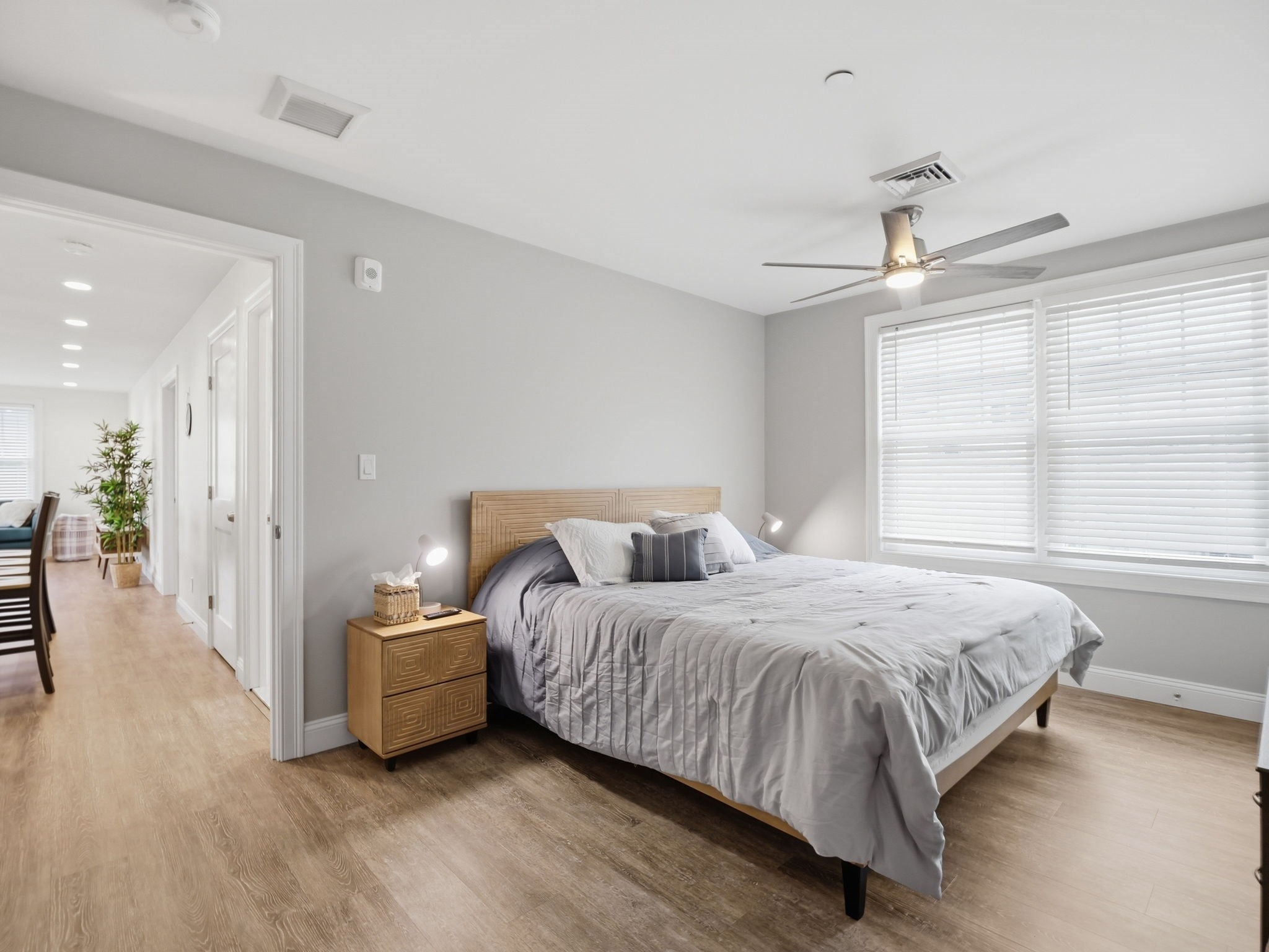 149 Pleasant St #2, Marblehead, MA, 149 Pleasant St #2, Marblehead, MA Photo #17
