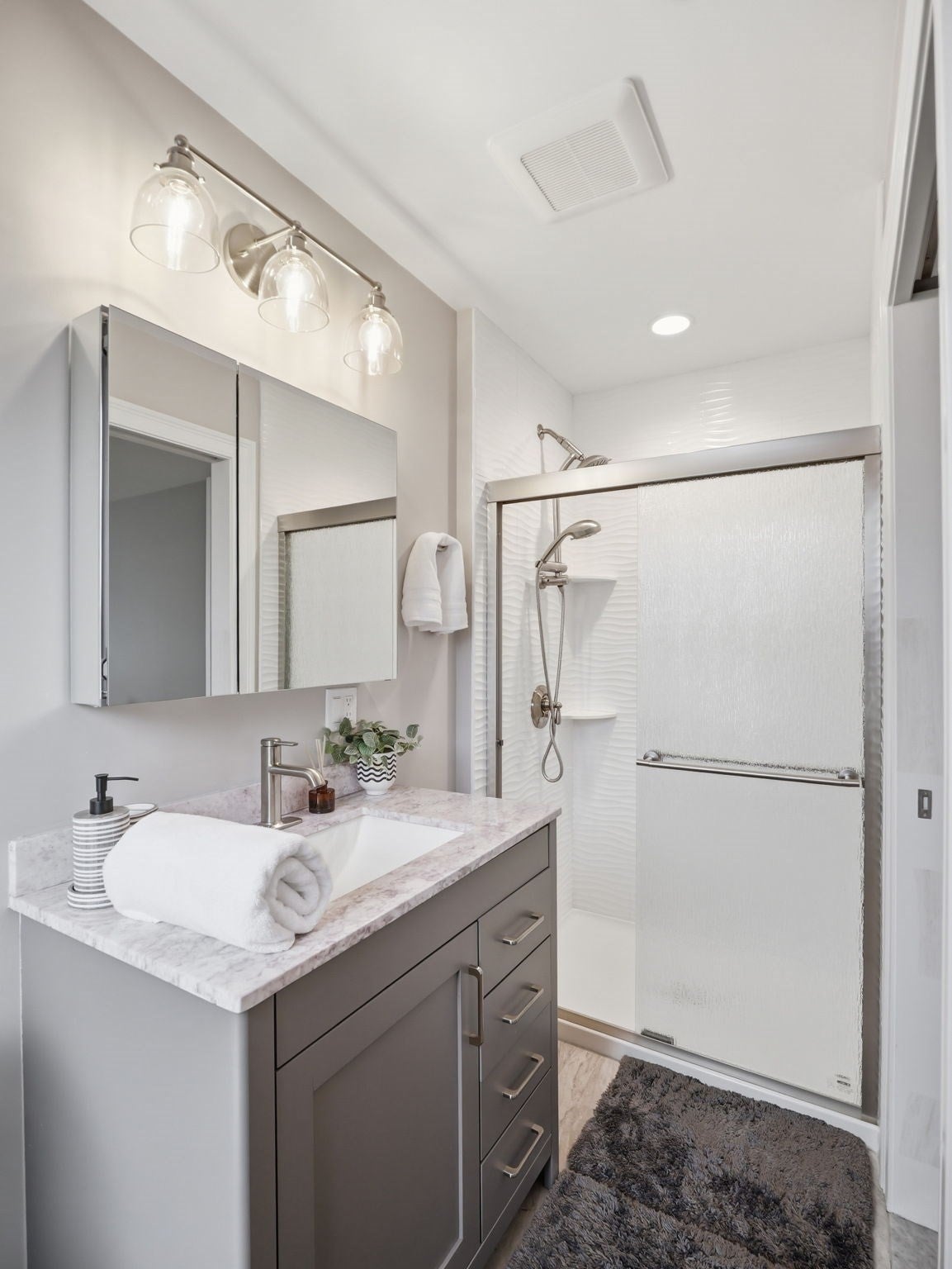 149 Pleasant St #2, Marblehead, MA, 149 Pleasant St #2, Marblehead, MA Photo #29