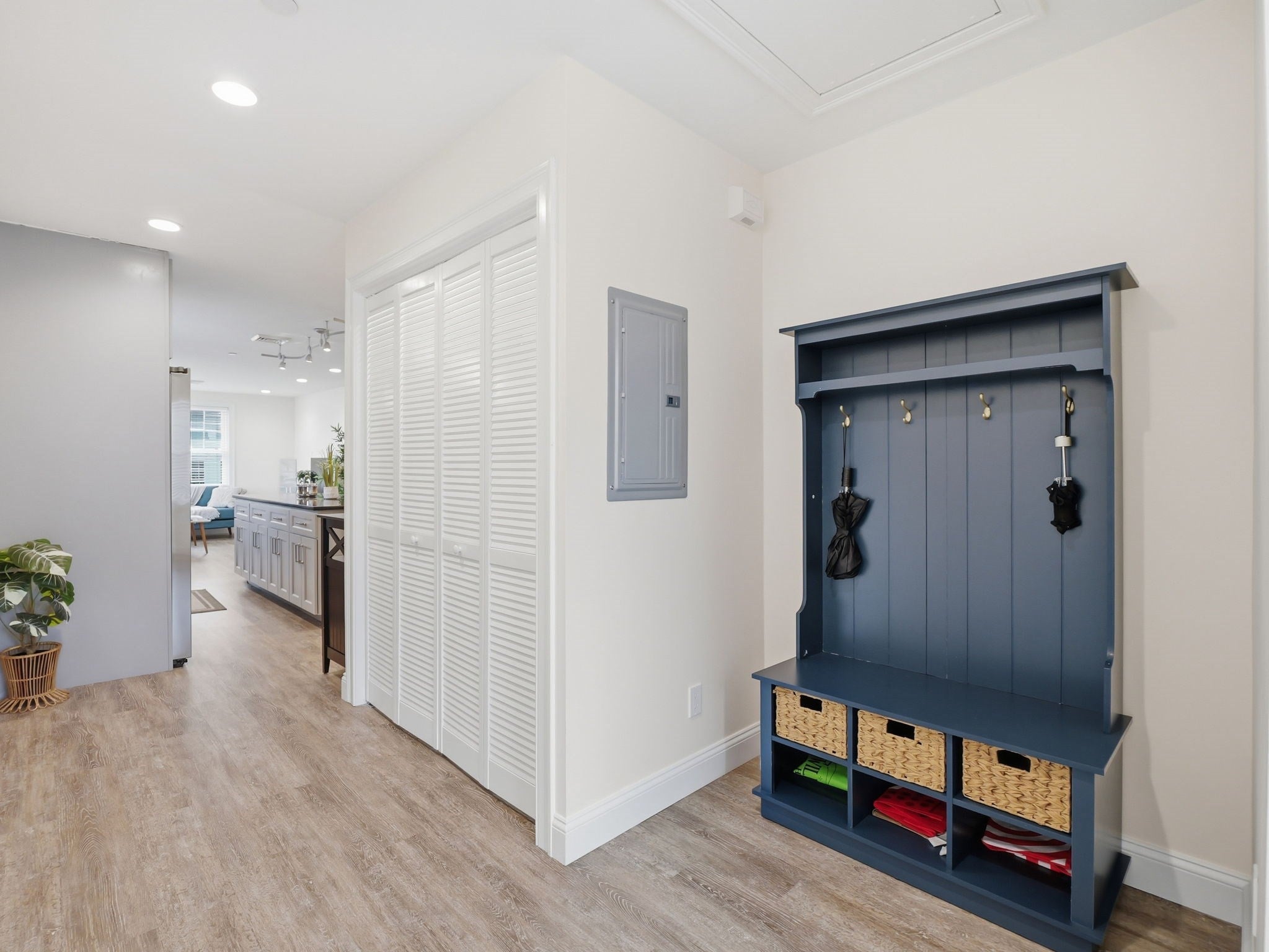 149 Pleasant St #2, Marblehead, MA, 149 Pleasant St #2, Marblehead, MA Photo #14