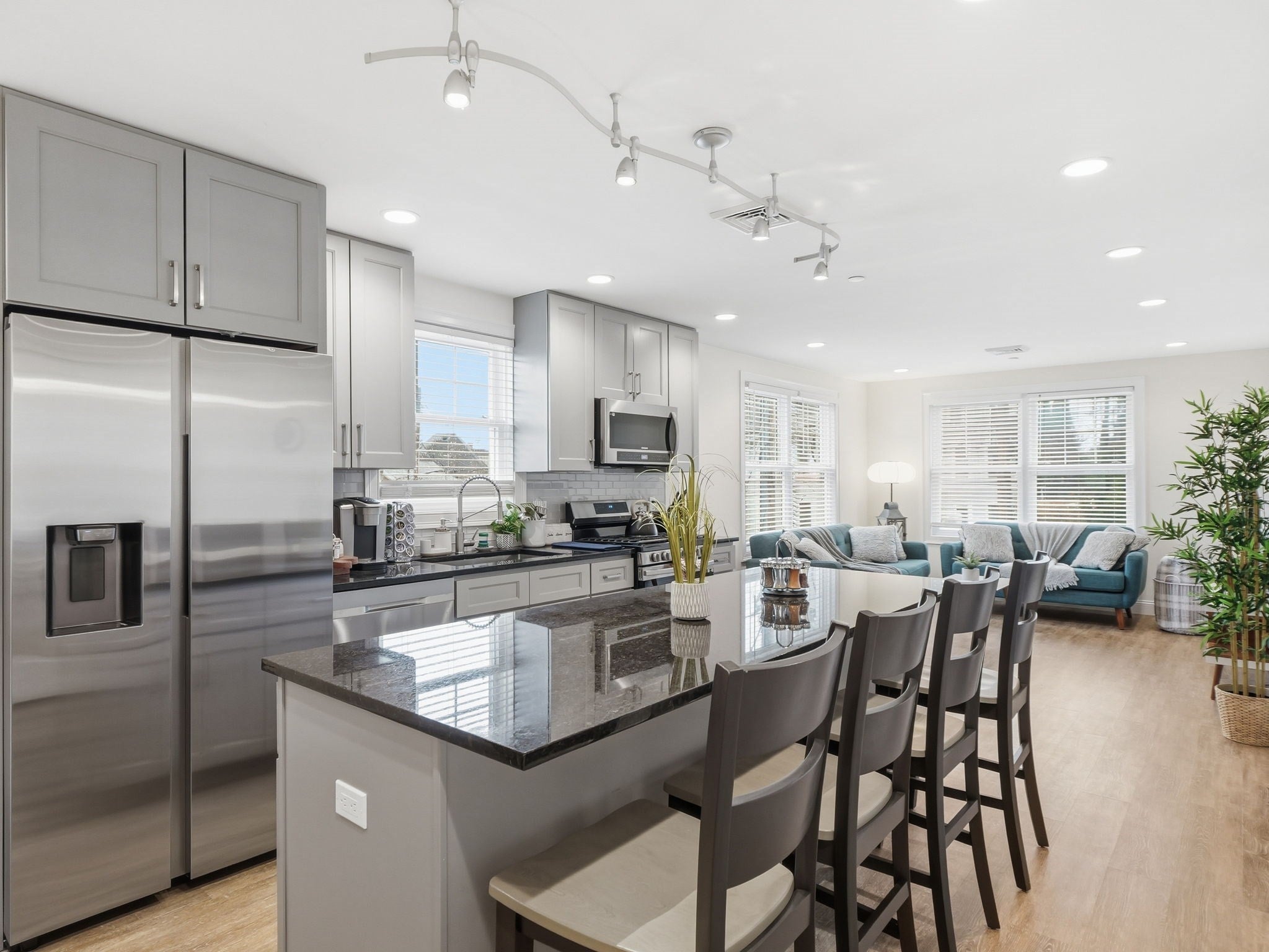 149 Pleasant St #2, Marblehead, MA, 149 Pleasant St #2, Marblehead, MA Photo #8