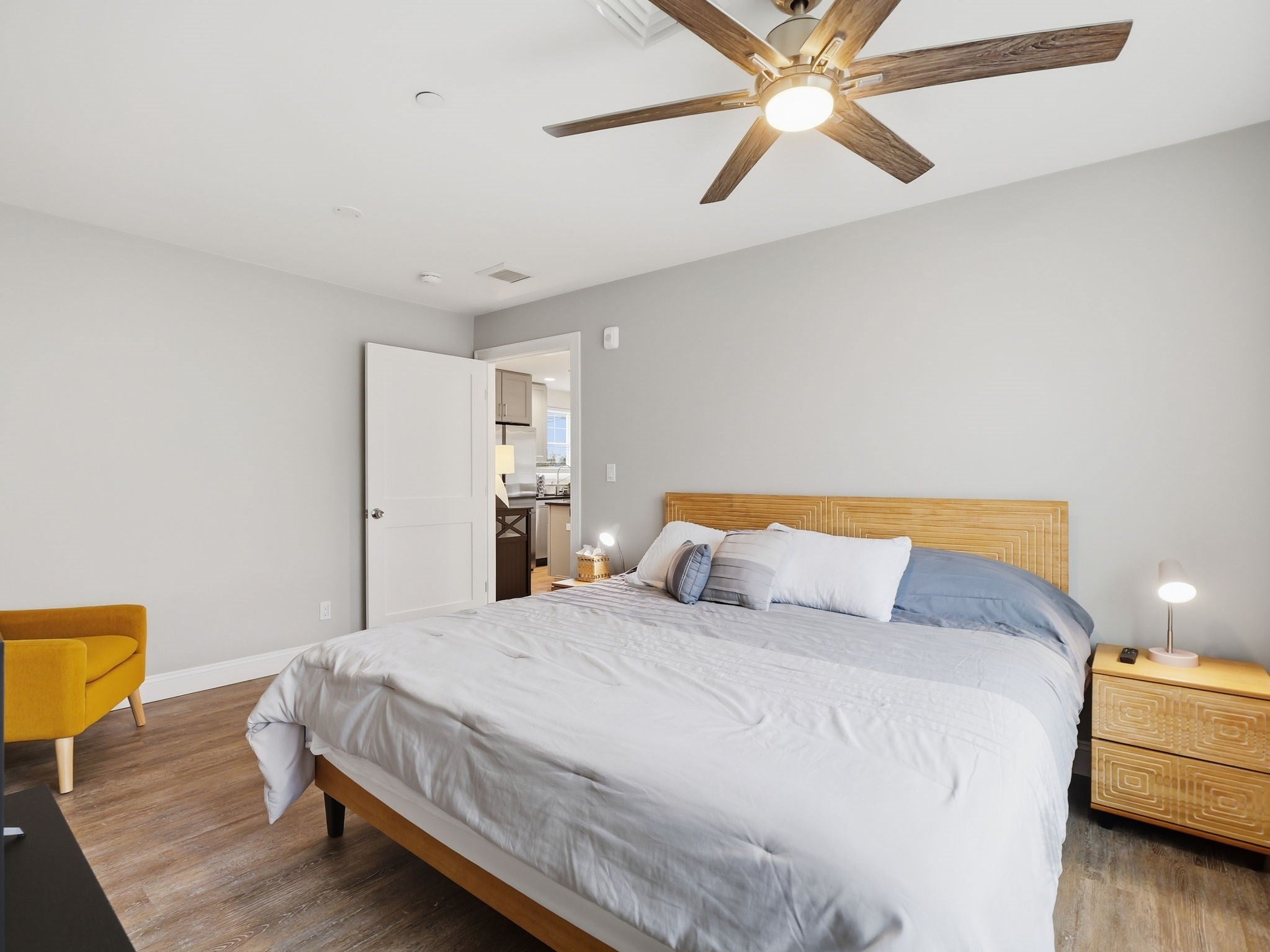 149 Pleasant St #2, Marblehead, MA, 149 Pleasant St #2, Marblehead, MA Photo #18
