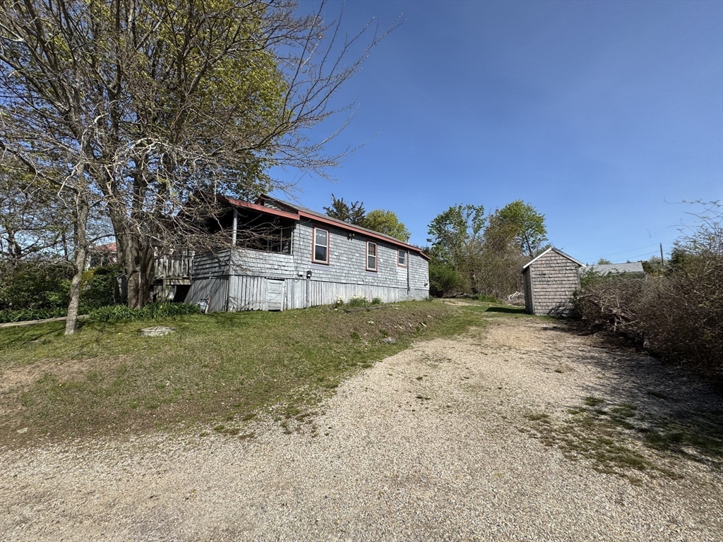 40 Rockaway Avenue