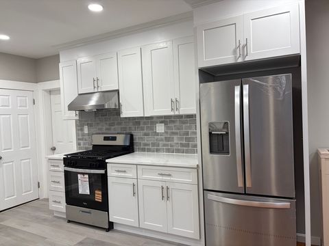 Photo of 186-188 Sheridan Ave #2, Medford, MA 02155 (MLS # 73507561)