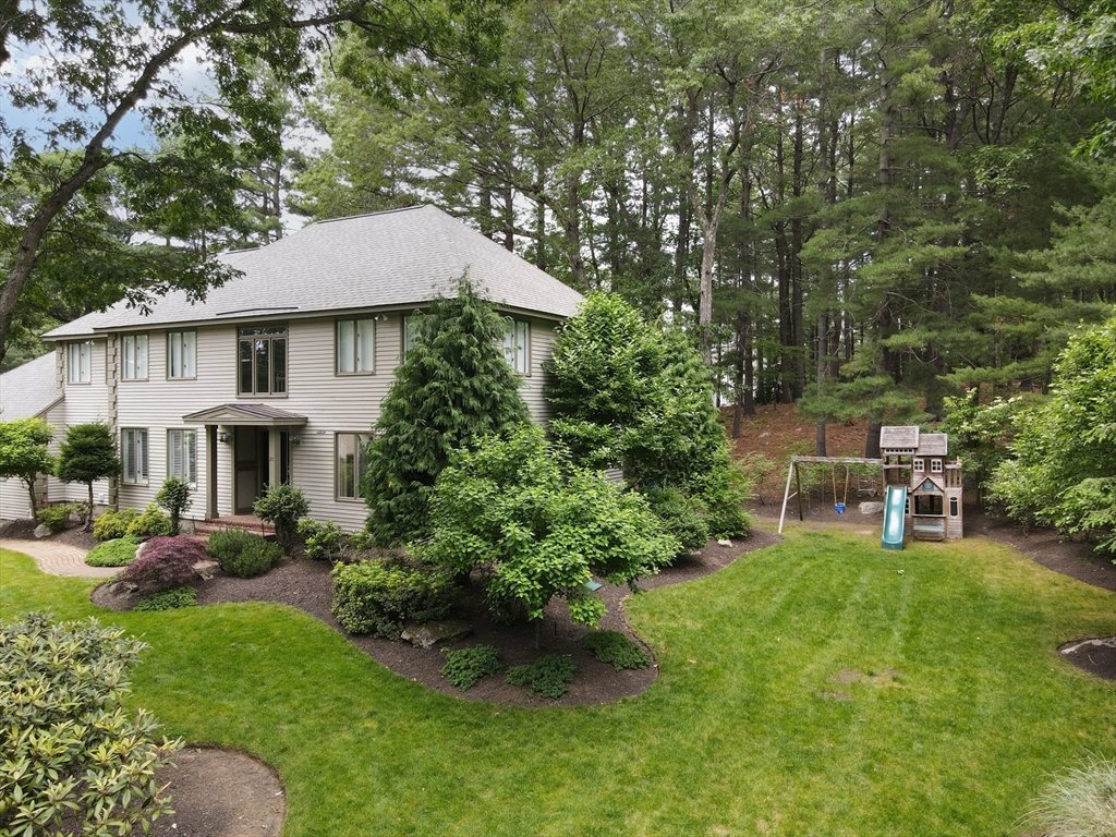 28 Smithshire Estates
