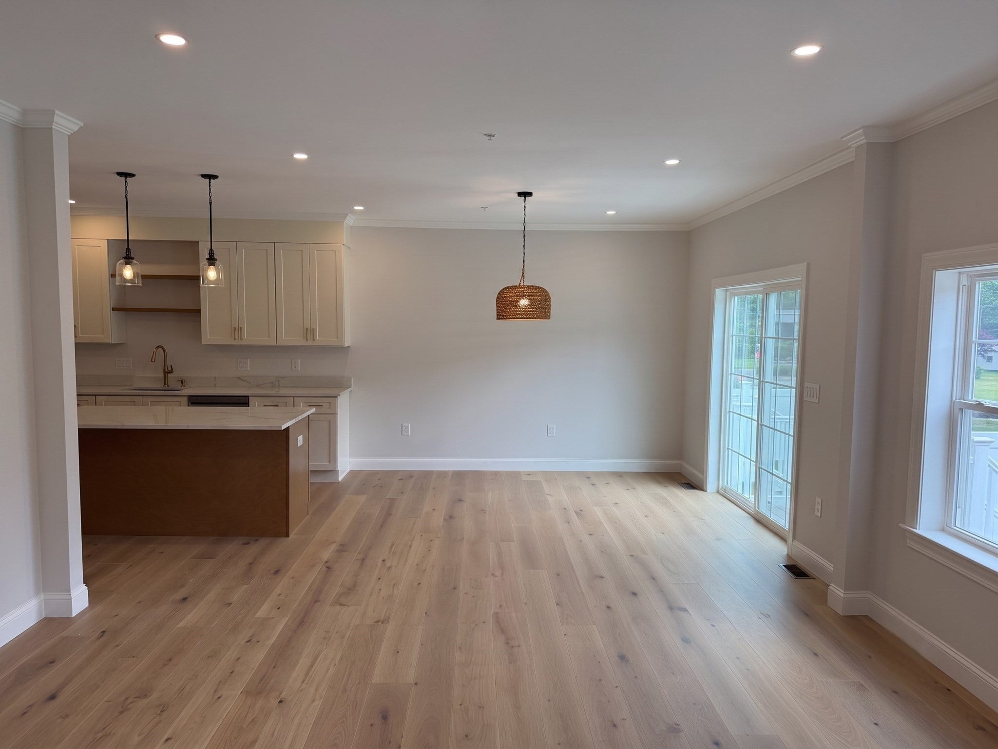 21 Whitman Circle 21