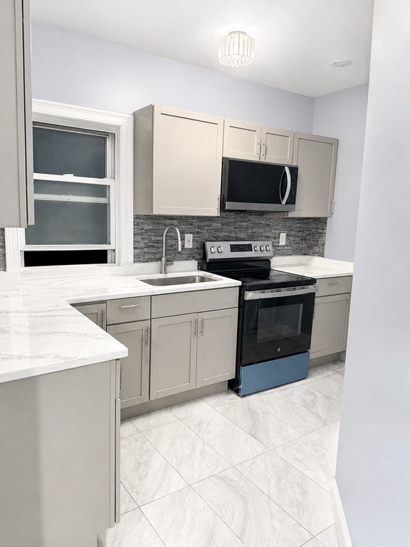 221 West Harvard St #3, Brockton, MA, 221 West Harvard St #3, Brockton, MA Photo #2