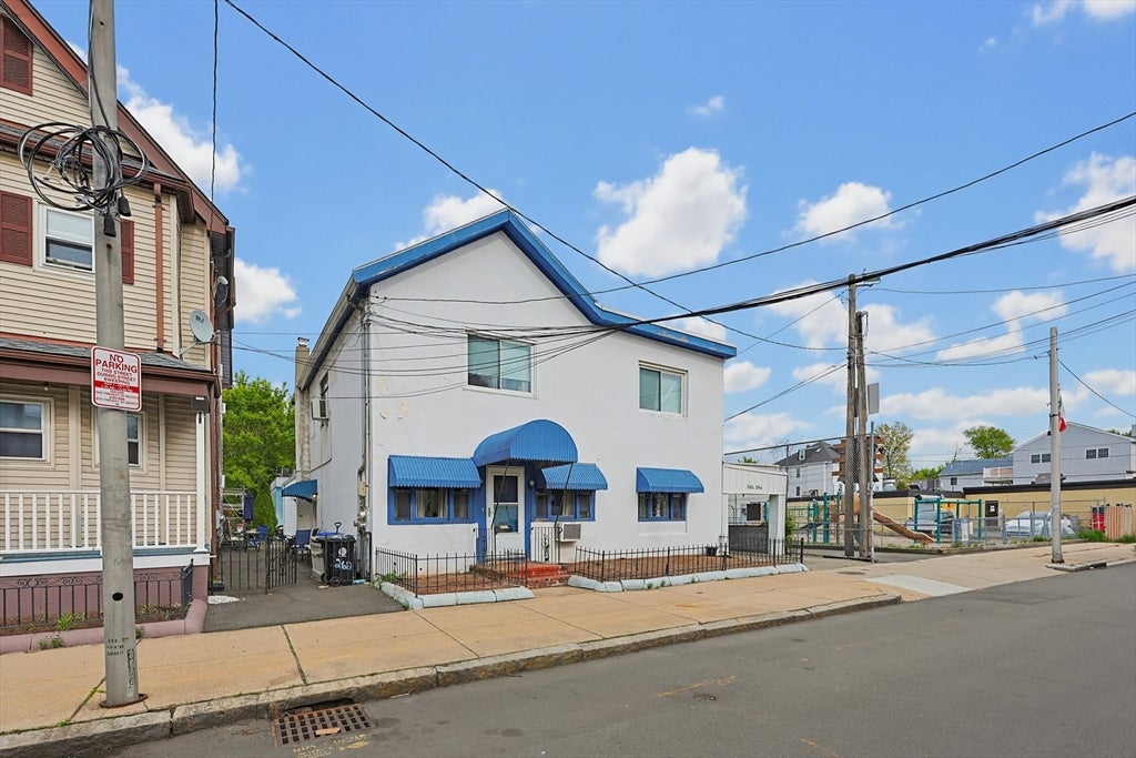 262-264 Pearl St