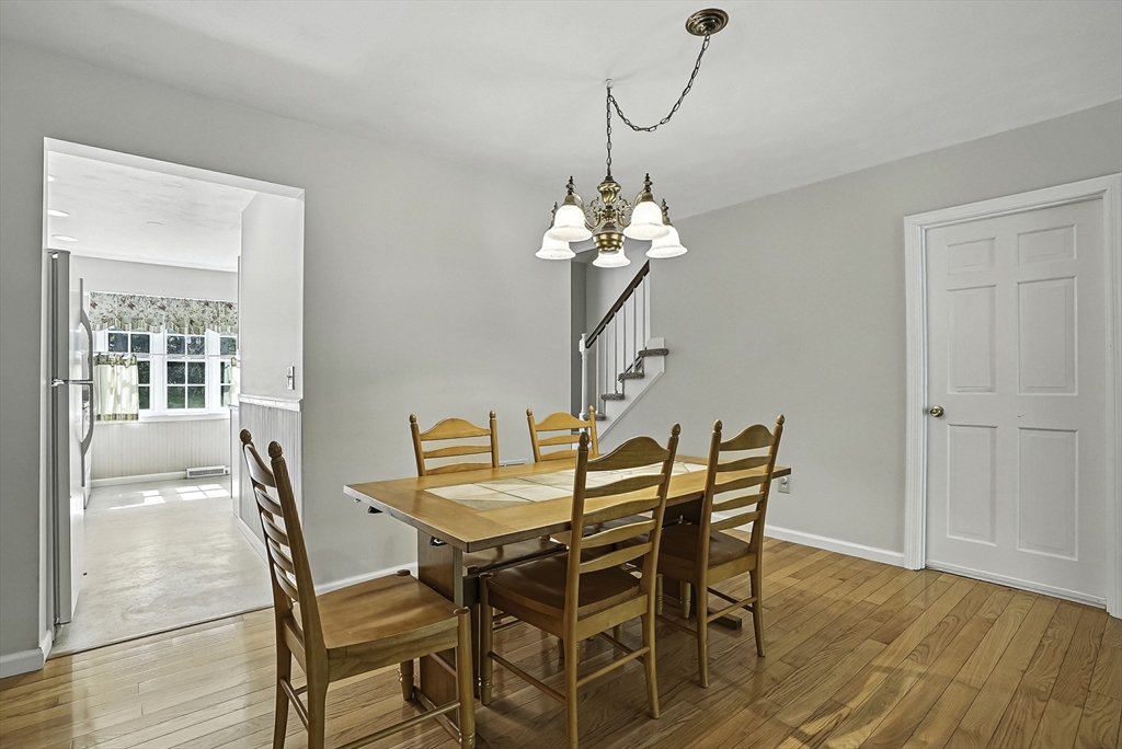 Hopedale, Massachusetts 01747, United States, 2 Bedrooms Bedrooms, ,2 BathroomsBathrooms,Residential,Active,96557