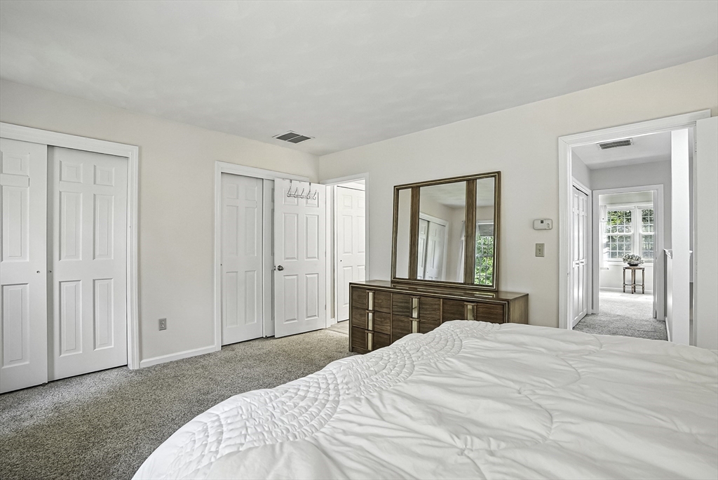 Hopedale, Massachusetts 01747, United States, 2 Bedrooms Bedrooms, ,2 BathroomsBathrooms,Residential,Active,96557