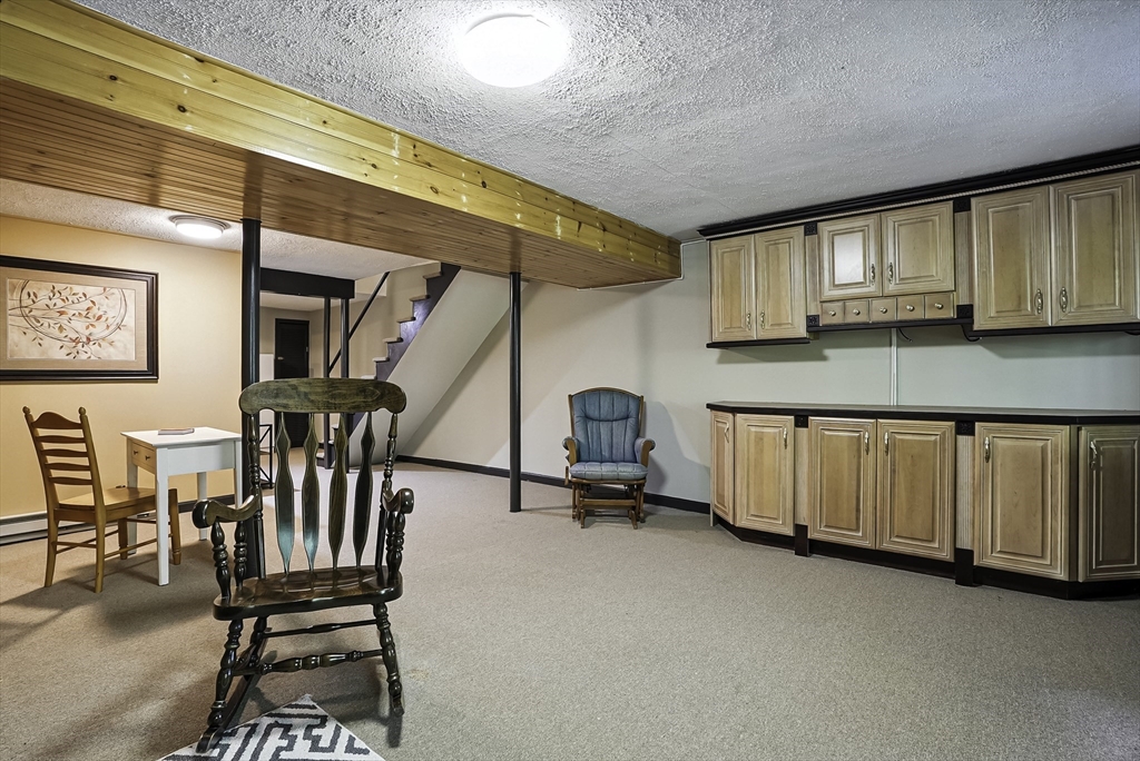 Hopedale, Massachusetts 01747, United States, 2 Bedrooms Bedrooms, ,2 BathroomsBathrooms,Residential,Active,96557