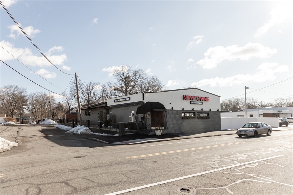 838 Boston Rd