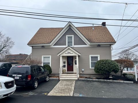 1 Tremont St Stoneham MA 02180