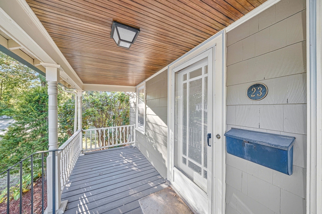 23 Emeline St