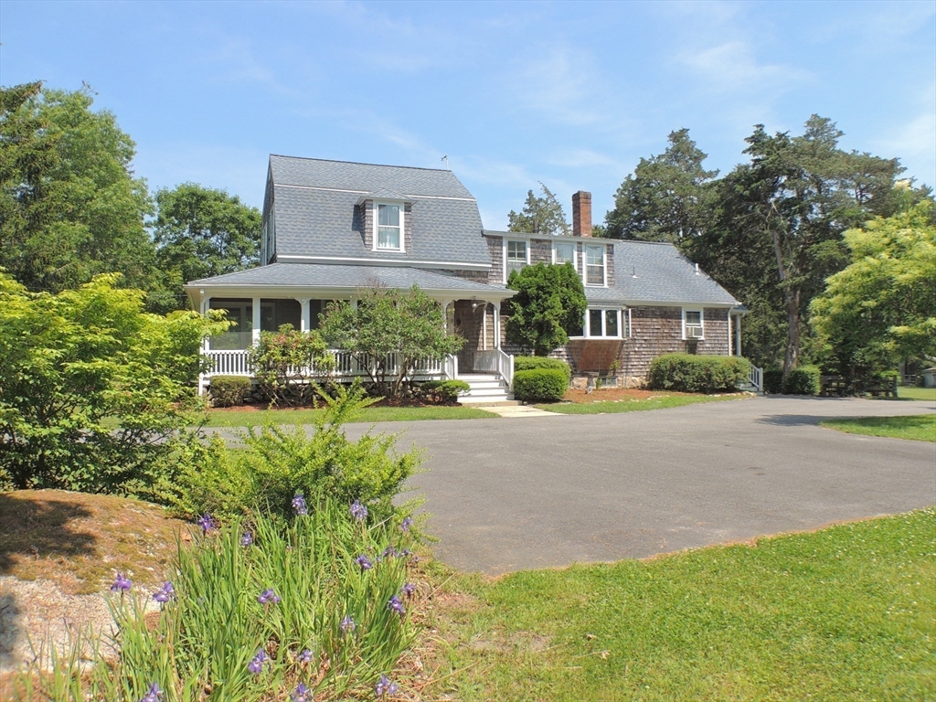 651 Point Road
