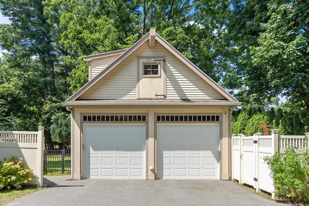 804 Main Street, Lynnfield, MA, 804 Main Street, Lynnfield, MA Photo #4