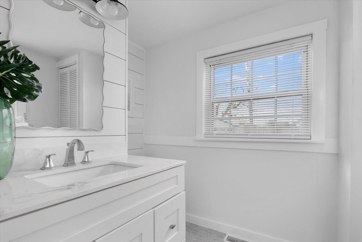 30 Roosevelt Rd #1, Marshfield, MA Photo #15