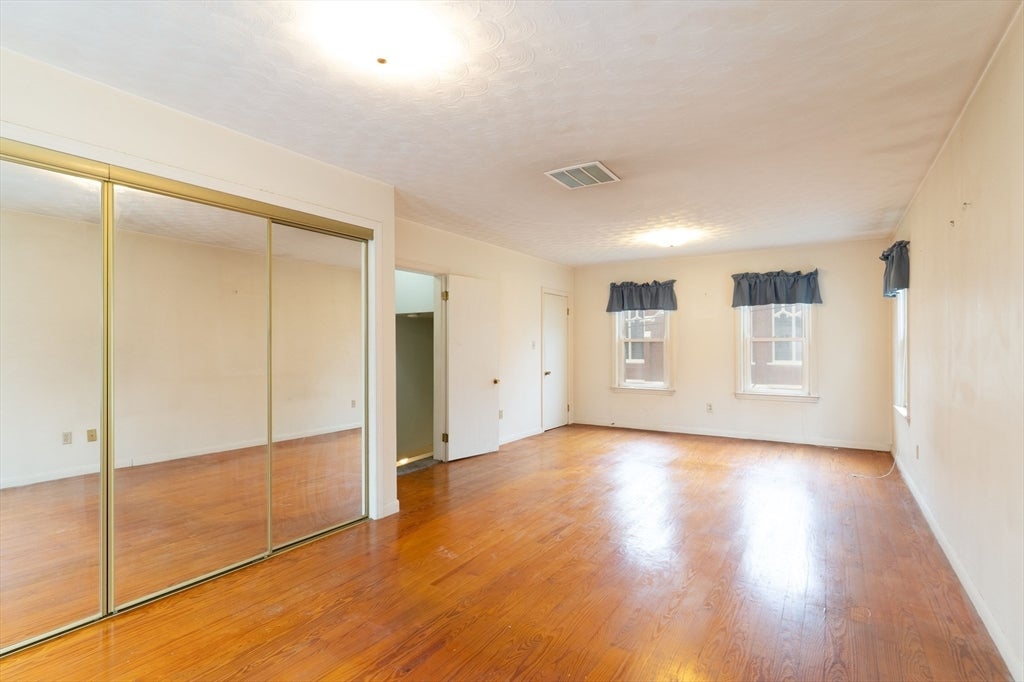 6 Maynard St, Webster, MA, 6 Maynard St, Webster, MA Photo #25