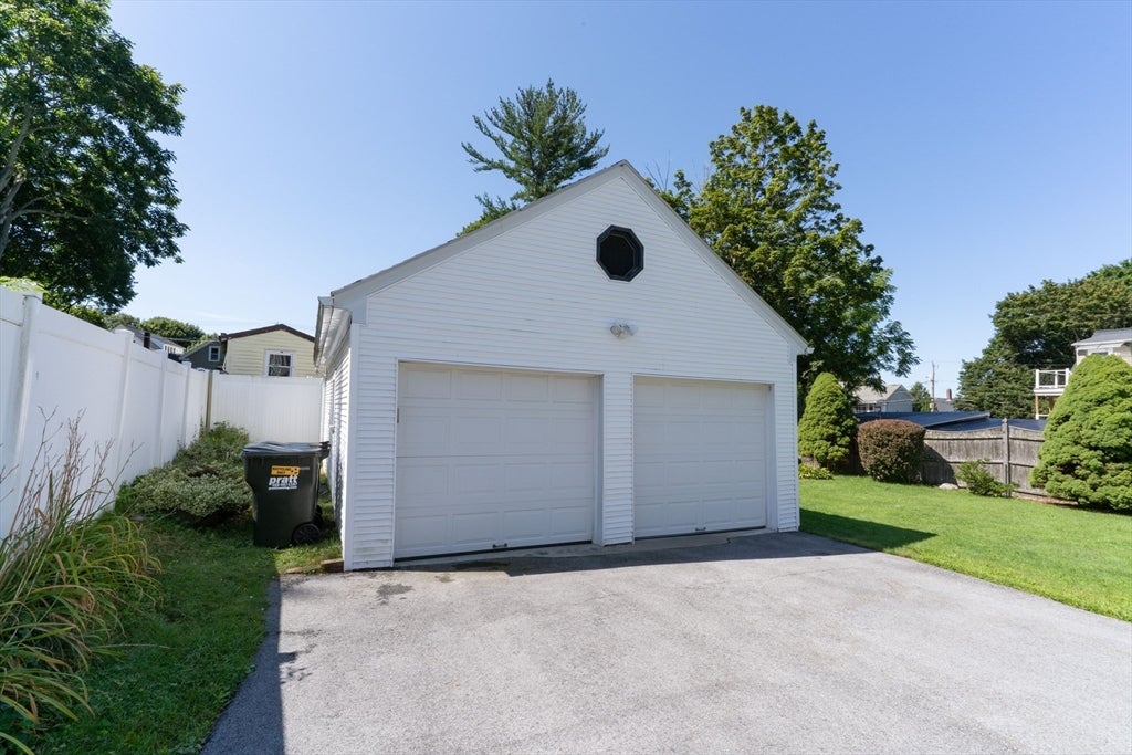 6 Maynard St, Webster, MA, 6 Maynard St, Webster, MA Photo #33