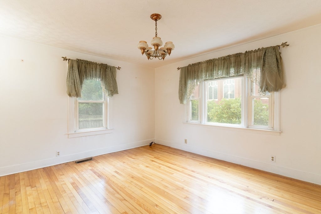 6 Maynard St, Webster, MA, 6 Maynard St, Webster, MA Photo #19
