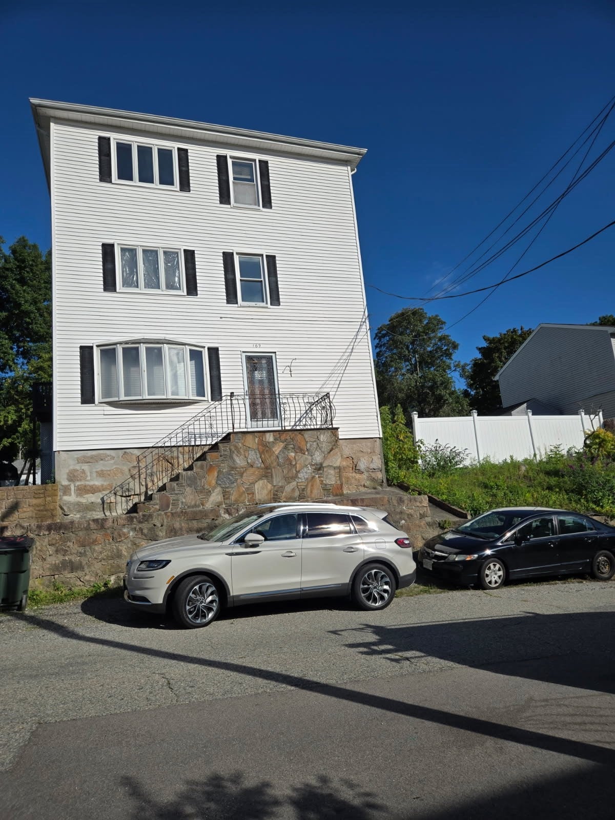 169 Chavenson St, Fall River, MA Photo #13