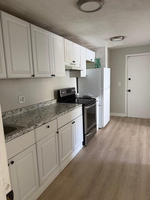 20 Hy-Sil Ave, Chelsea, MA Photo #18