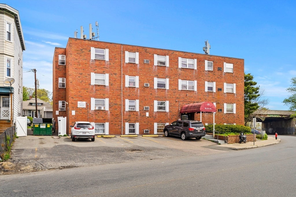 20 Hy-Sil Ave