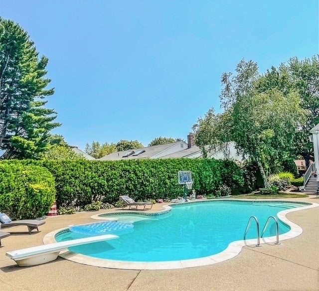 25 Indian Rock Dr, Saugus, MA Photo #39