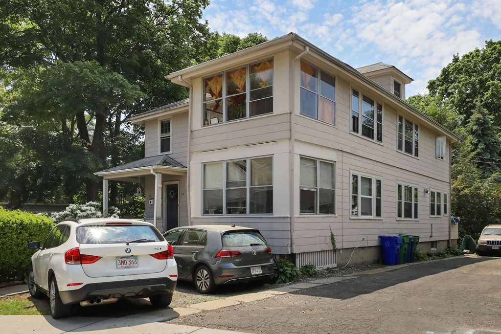 32-34 Rossmere Street