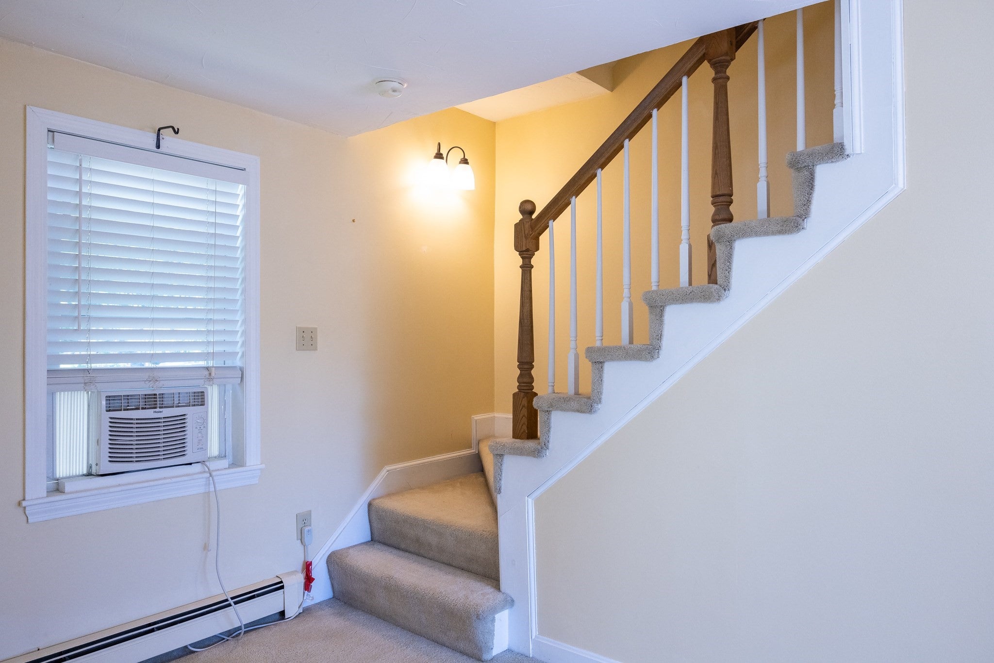 31 Stockholm St, Bellingham, MA Photo #19