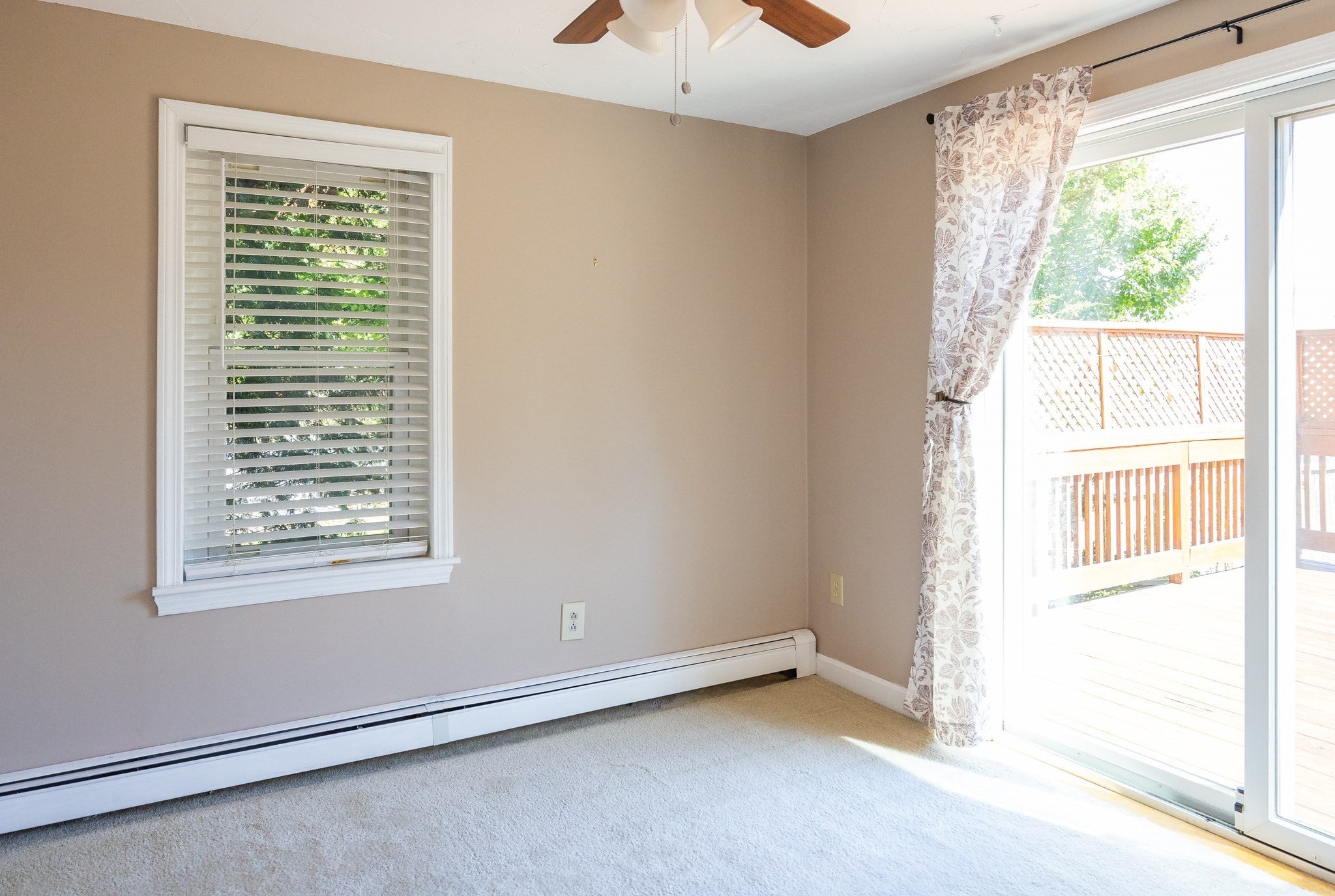 31 Stockholm St, Bellingham, MA Photo #16