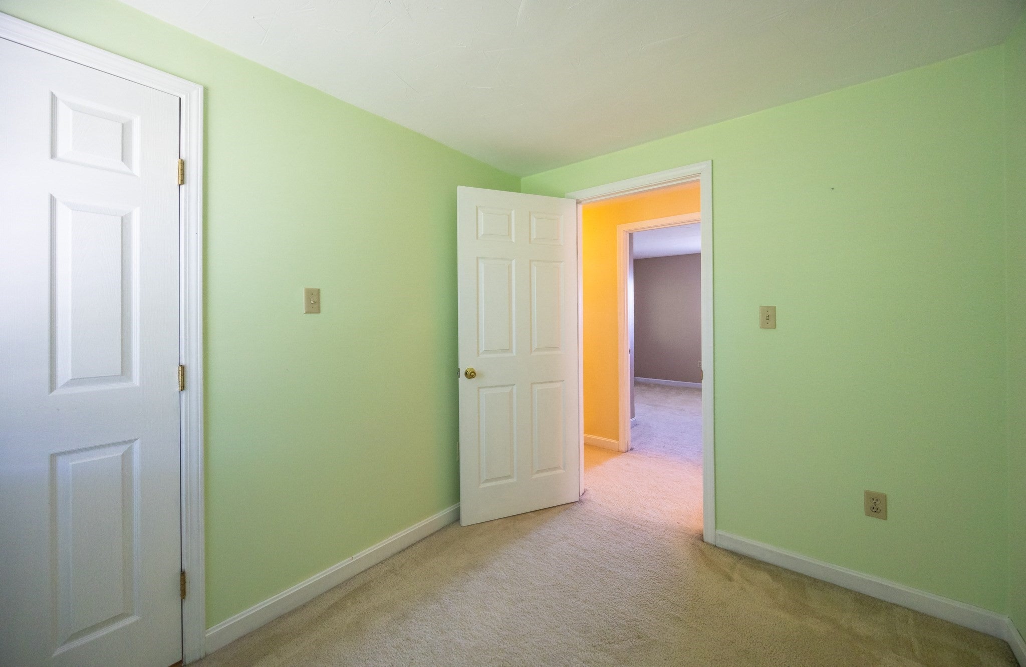 31 Stockholm St, Bellingham, MA Photo #22