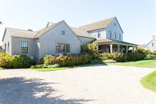 14 Blackfish Ln