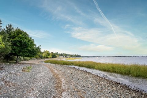 11 Stonegate Warren RI 02885