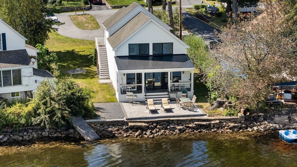 95 Lake Shore Rd