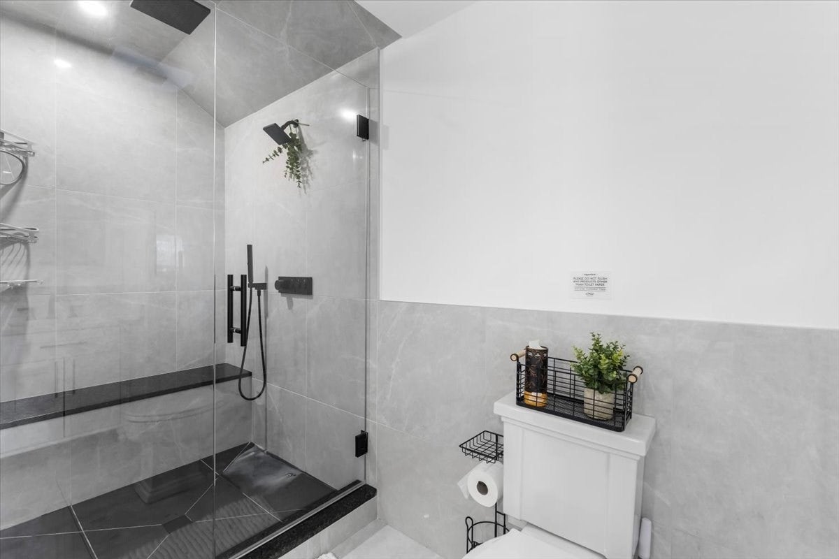 901 Randolph Ave, Milton, MA, 901 Randolph Ave, Milton, MA Photo #12