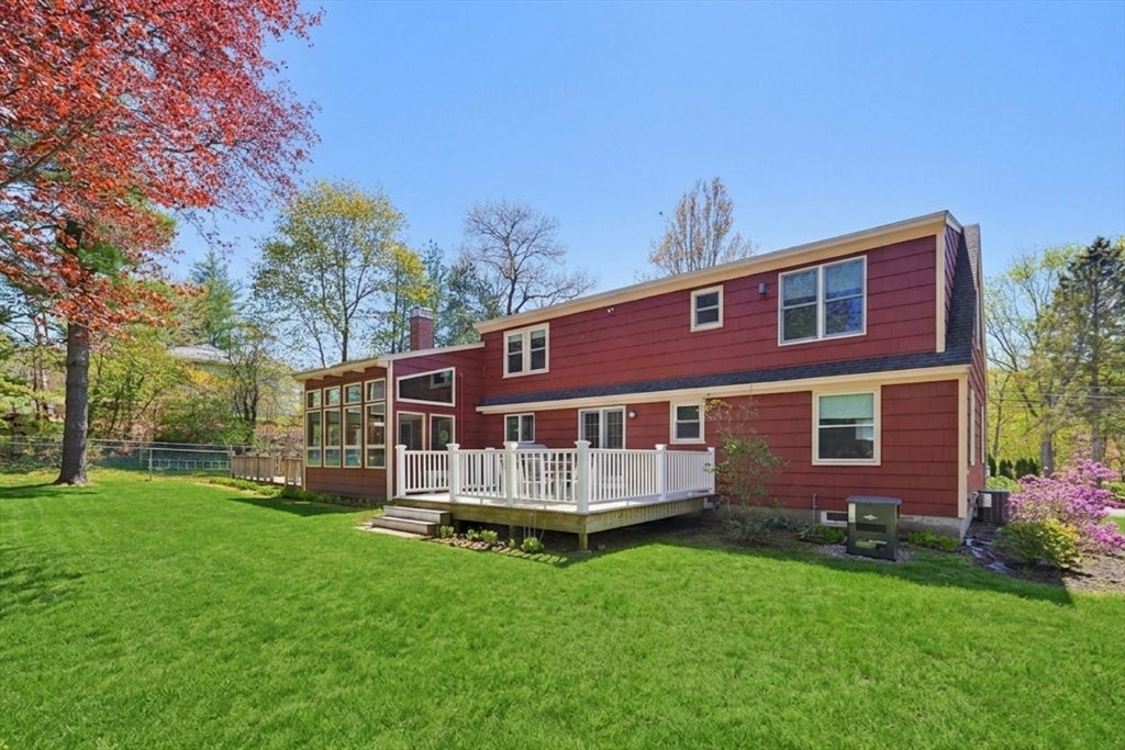 27 Lincoln St