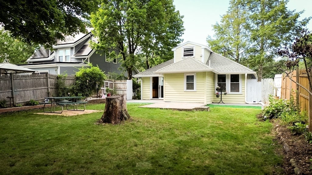15 Murray Hill Rd, Medford, MA Photo #37