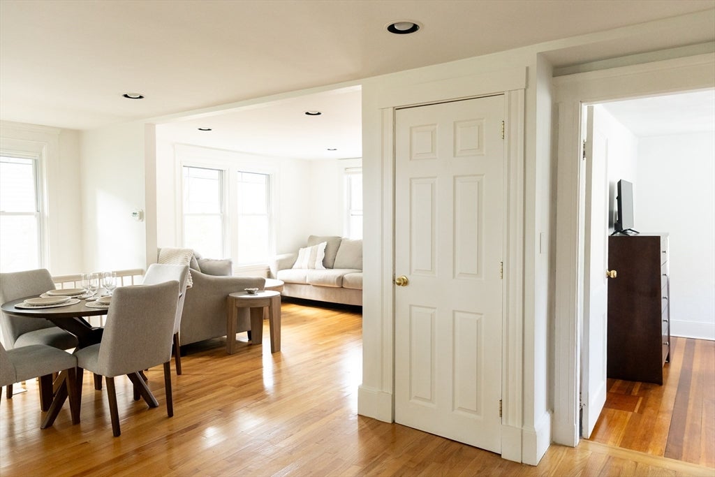 15 Murray Hill Rd, Medford, MA Photo #14