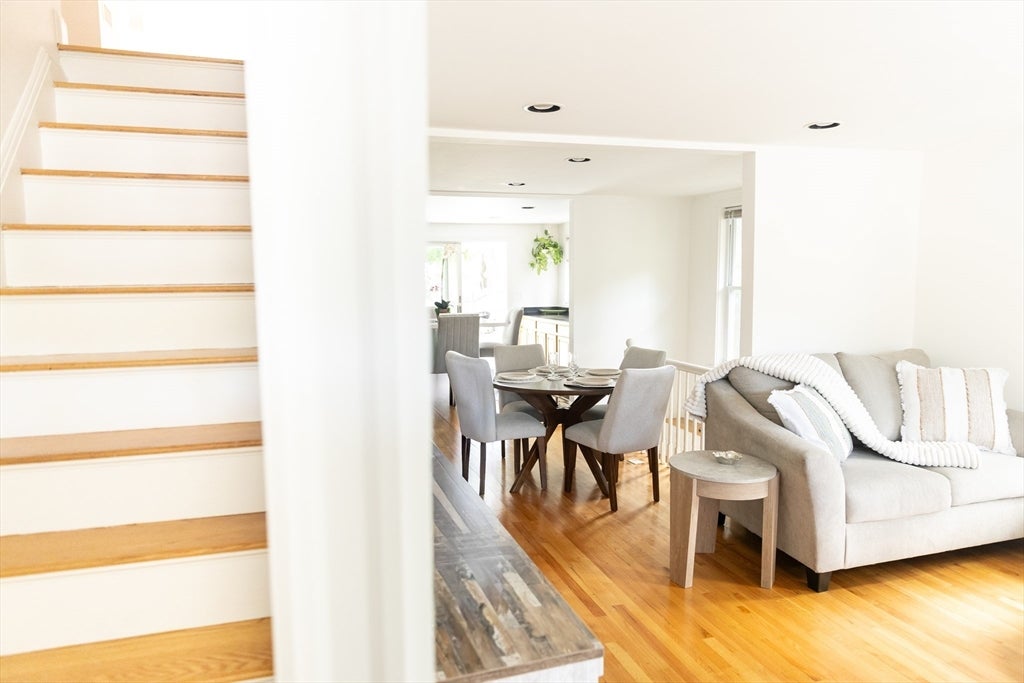15 Murray Hill Rd, Medford, MA Photo #15