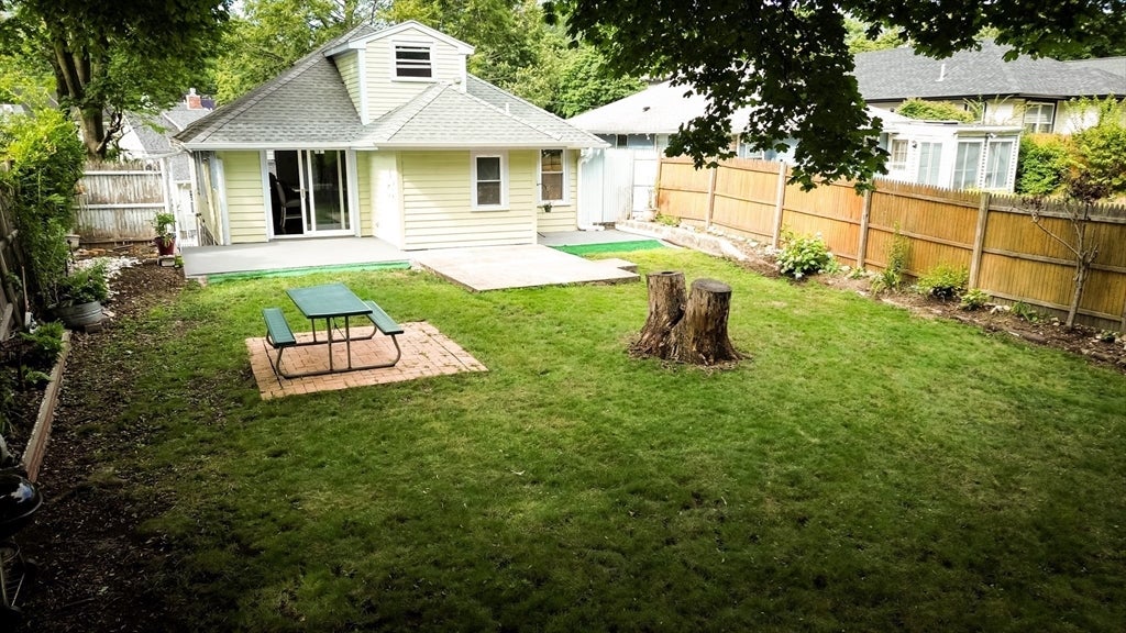 15 Murray Hill Rd, Medford, MA Photo #36