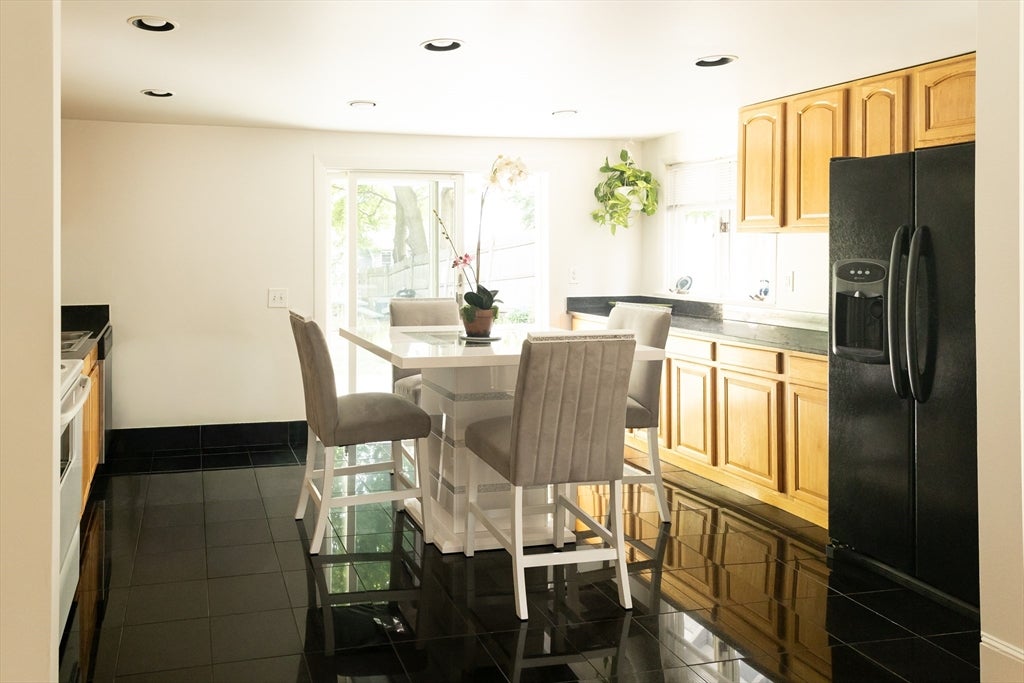 15 Murray Hill Rd, Medford, MA Photo #10
