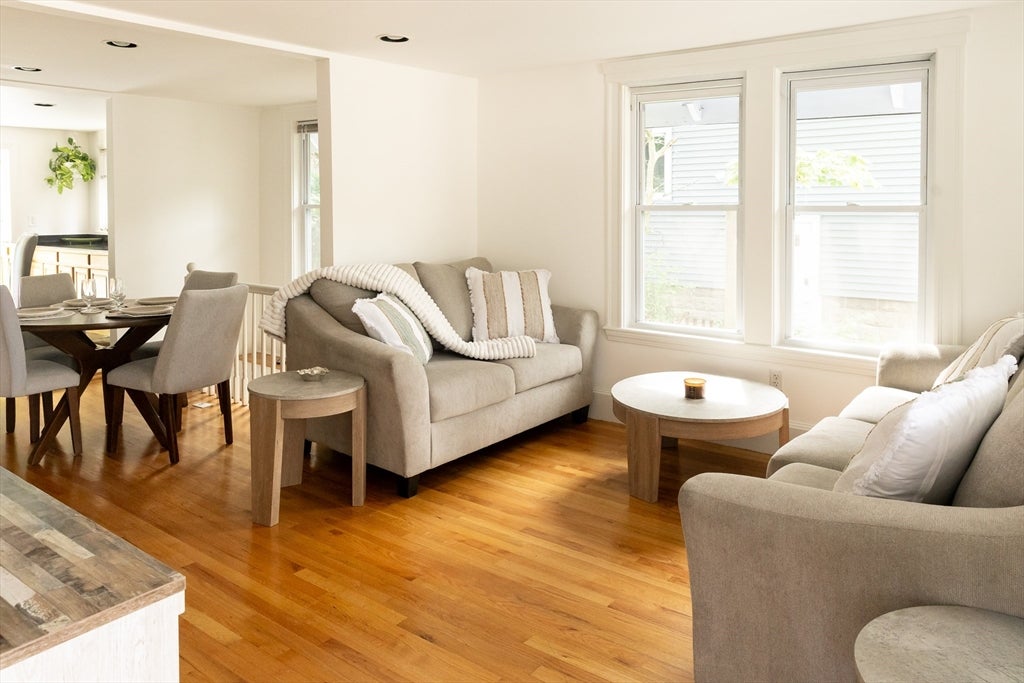 15 Murray Hill Rd, Medford, MA Photo #4