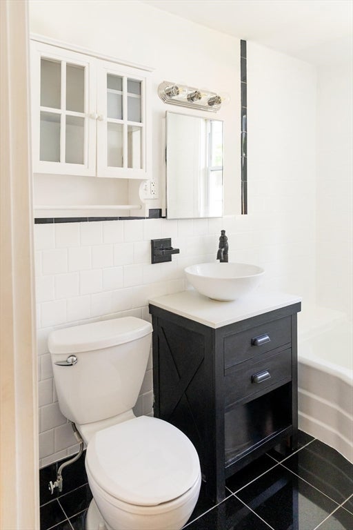 15 Murray Hill Rd, Medford, MA Photo #20