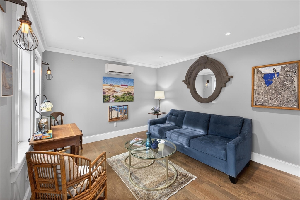 600 Commercial Street Unit 5