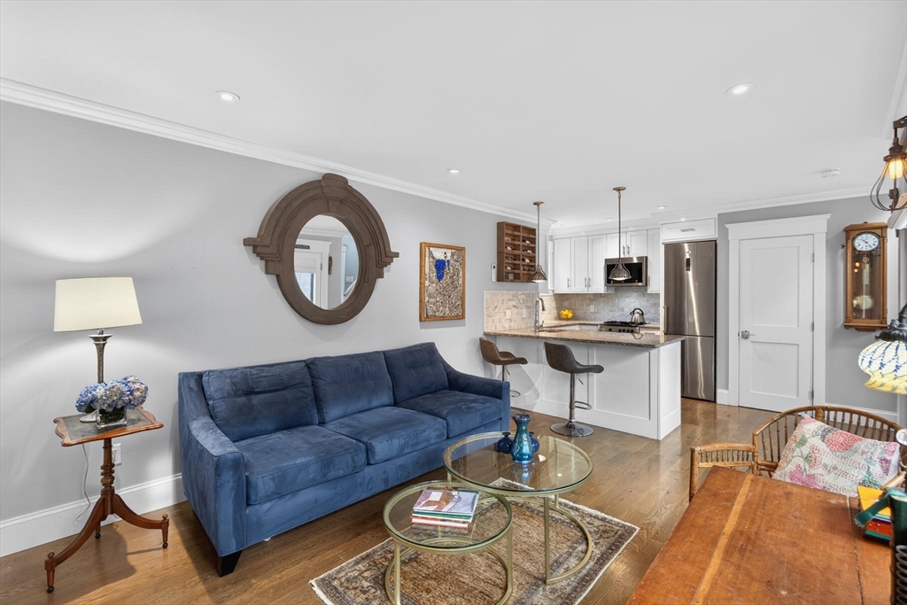 600 Commercial Street Unit 5