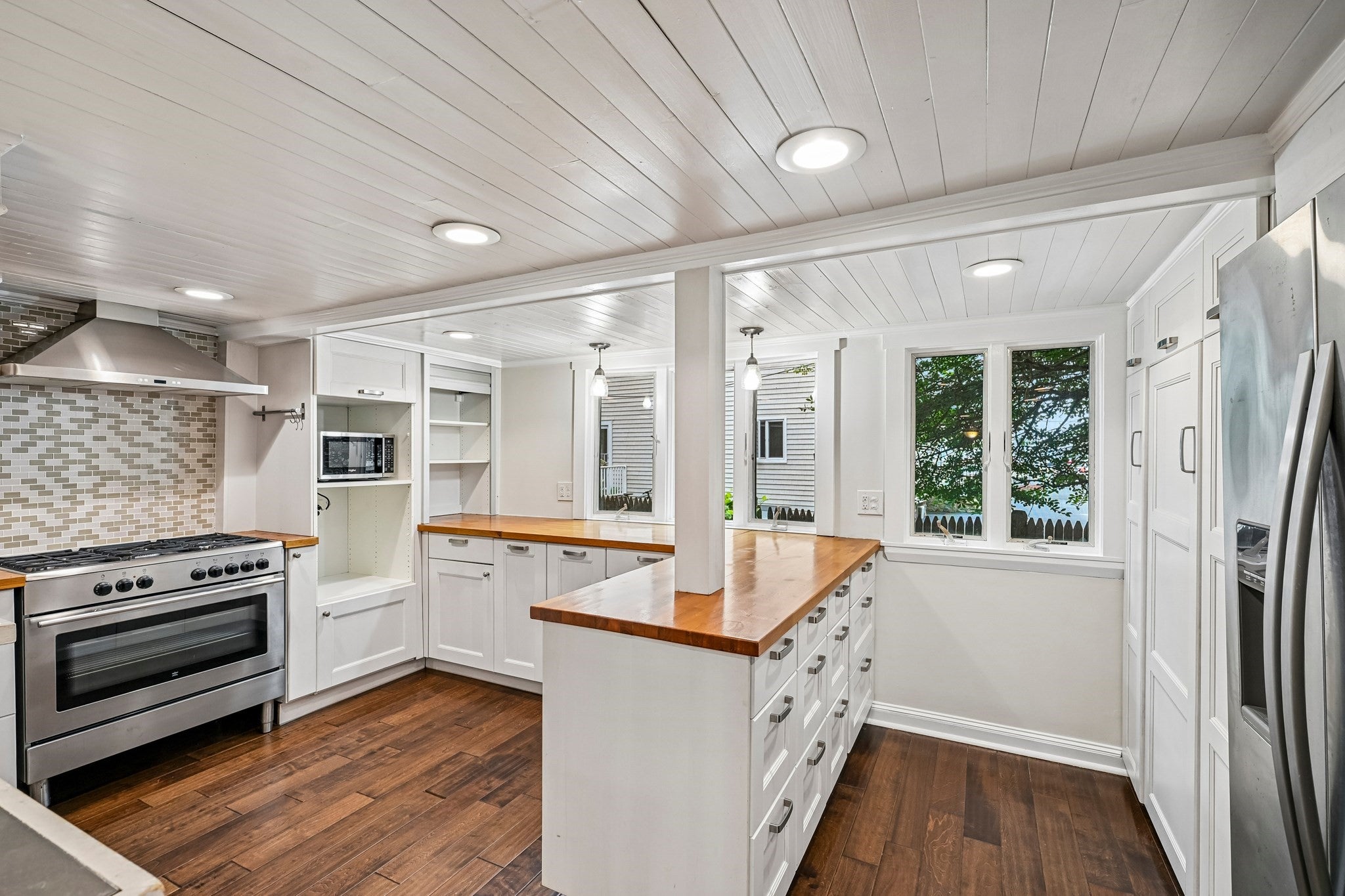 22 Claremont Ter, Swampscott, MA Photo #4